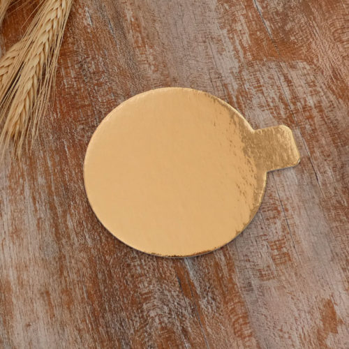 Disco de cartón con pestaña color oro de 8 cms de diámetro